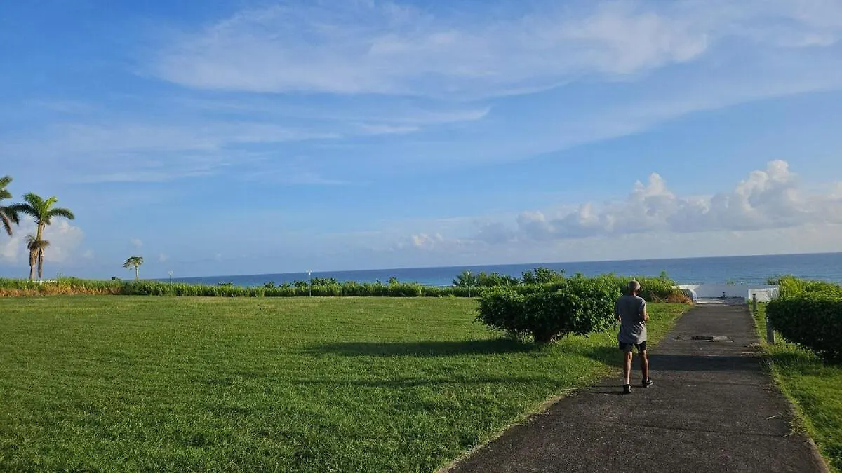 Apartment Private 2 Bedroom - Pool N Beach 205A Montego Bay